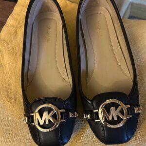 Michael Kors Fulton  studded moccasin flats black leather w gold tone hardware